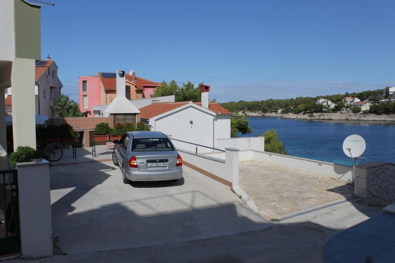 Apartments By The Sea Bilo, Primosten - 8364 Luaran gambar